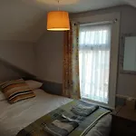 Shirley Heights Hotel