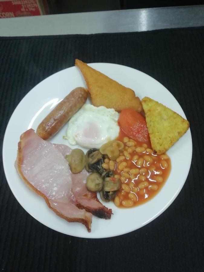 Shirley Heights 3*