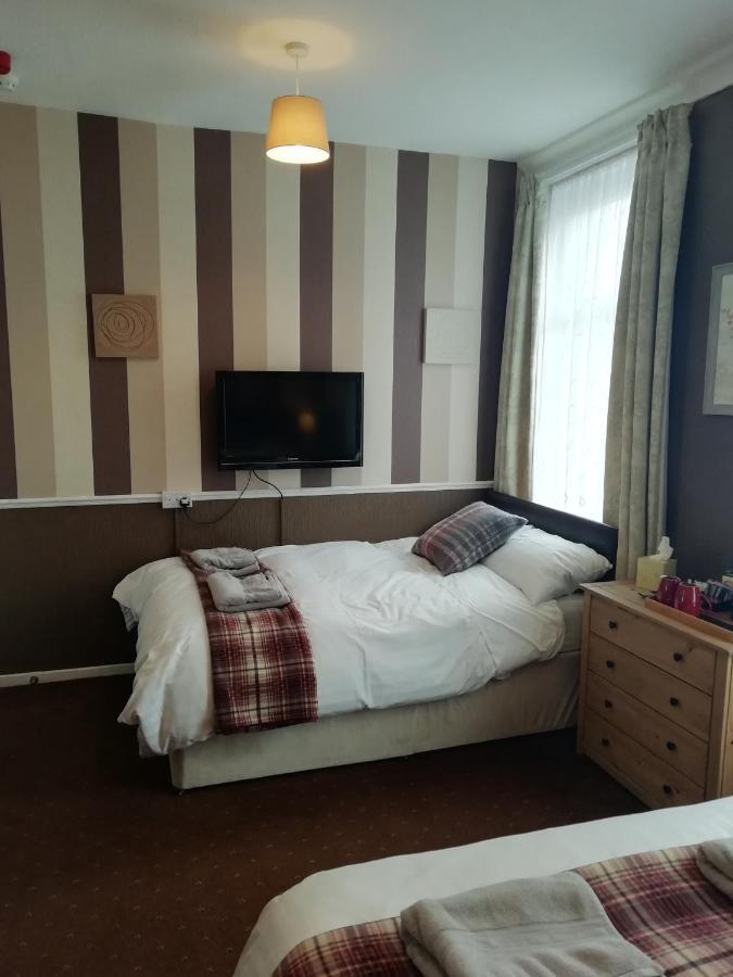 Bed & Breakfast Shirley Heights 3*