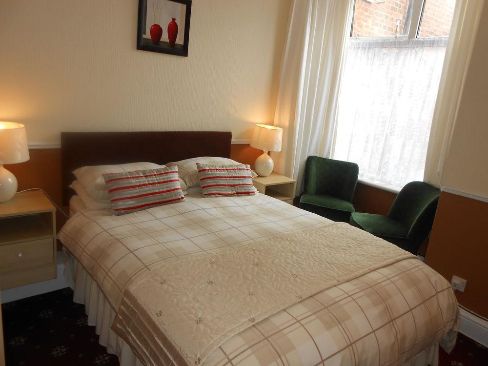 Shirley Heights Bed & Breakfast