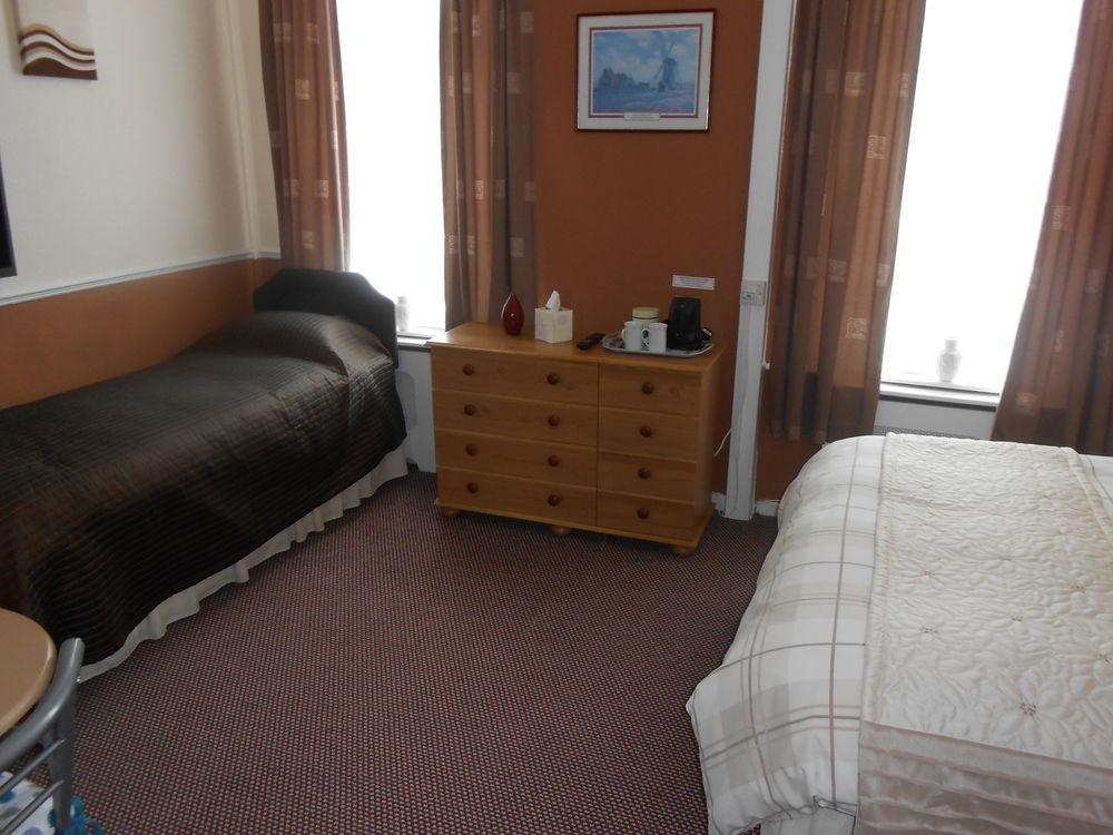 Shirley Heights Bed & Breakfast