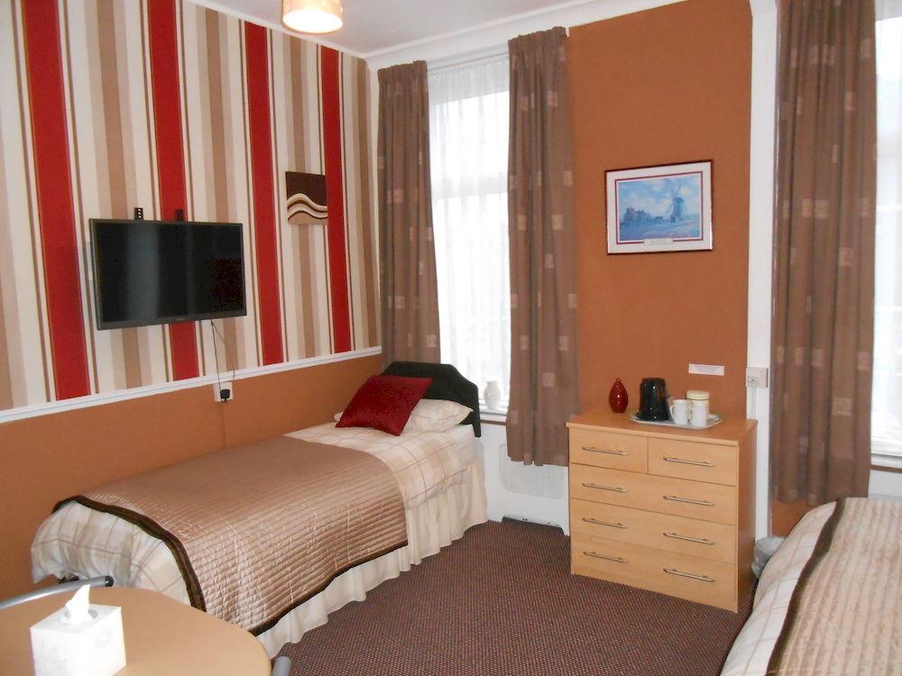 Shirley Heights Bed & Breakfast 3*